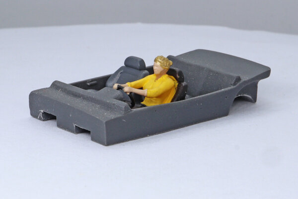 Interior dark gray with female driver type I