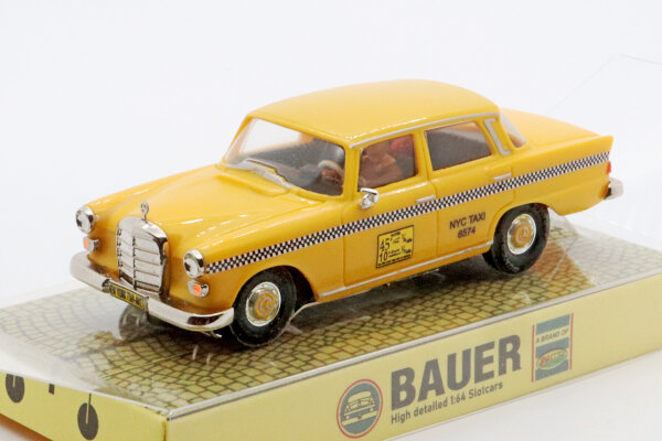 Mercedes Benz 230 W110 Taxi NY Yellow Cab